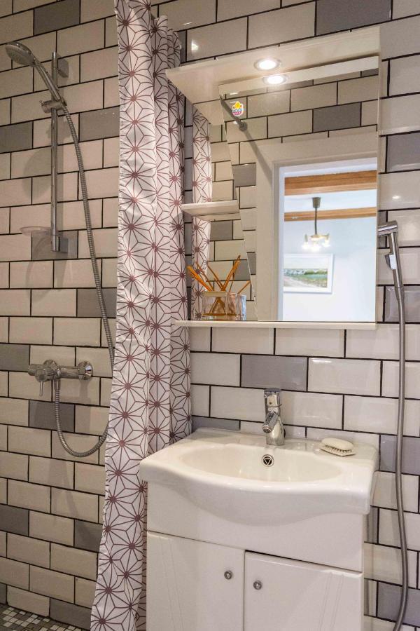 Cozy One Room Apartment With Yard Juodkrantė Eksteriør bilde